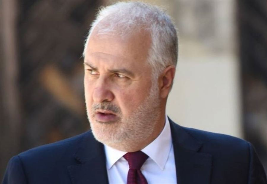 عزيز يتحدّث عن مرشح "أرادوا أن يتسلّوا به" فكان أذكى منهم!