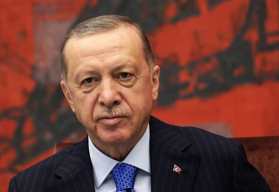 أول تعليق من أردوغان على هجوم استهدف محكمة في إسطنبول