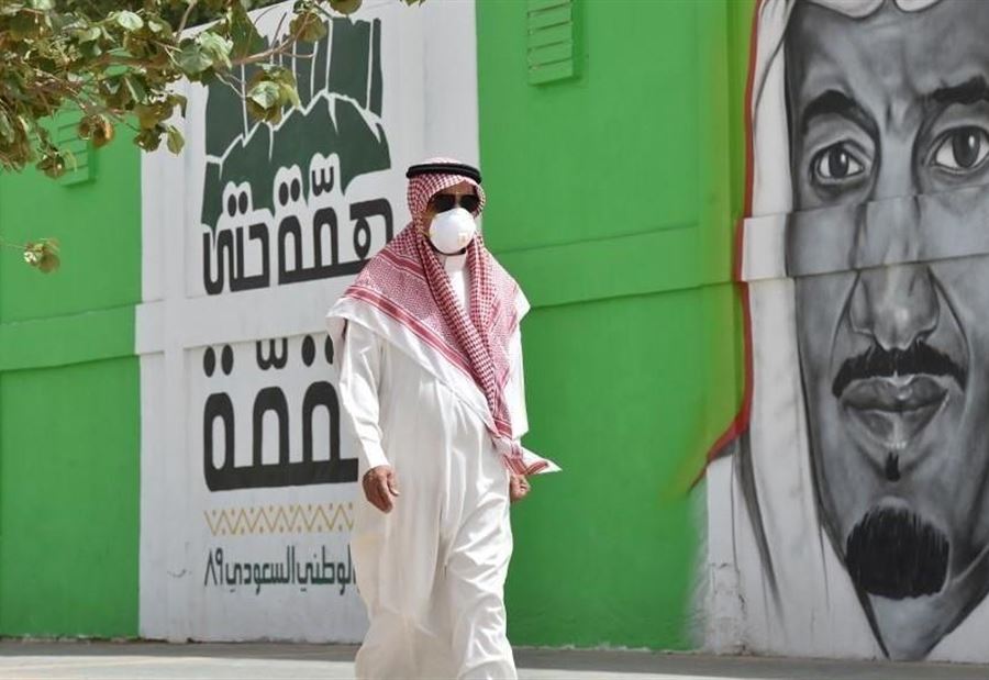 "كورونا"... السعودية تمنع التجول في مكة والمدينة 