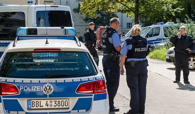 ألمانيا تعتقل 3 سوريين على علاقة بهجمات باريس