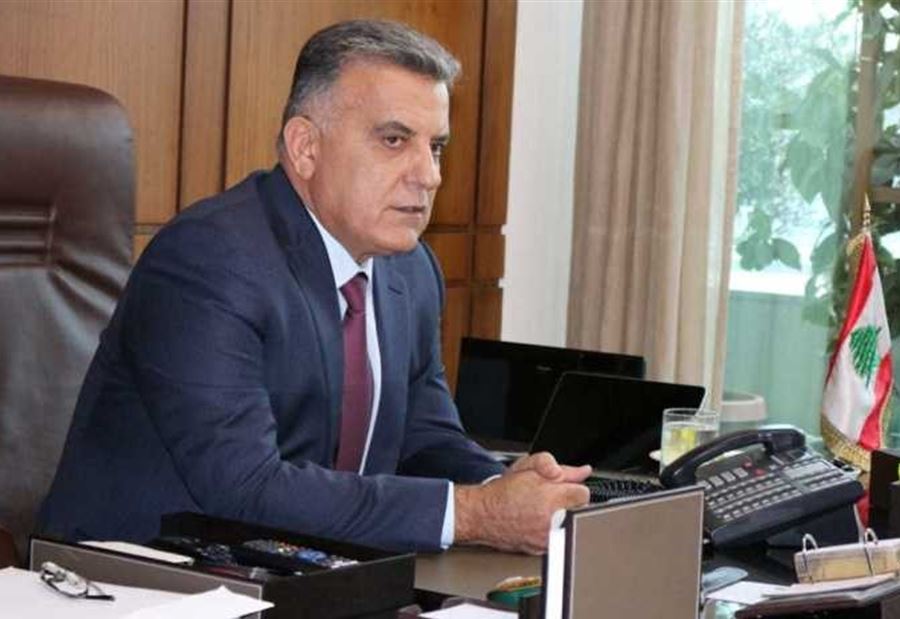 إبراهيم على خطِّ الألبان إبراهيم على خطِّ الألبان