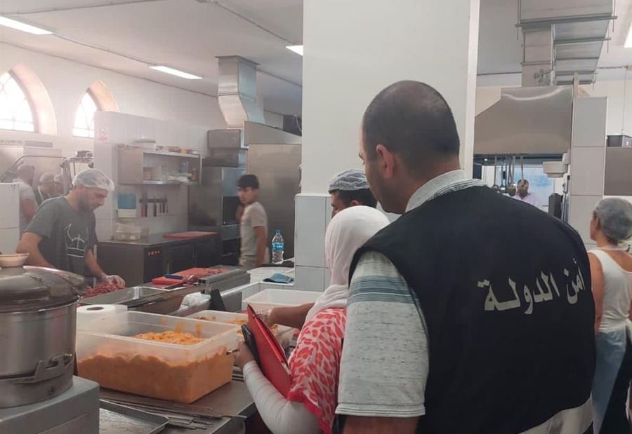 مسابح "مجرثمة" في الشمال... انذار إلى احدى المنتجعات وإلّا!