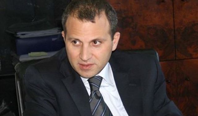"جنسيتي حق لي ولاسرتي": مواقف باسيل عنصرية 
