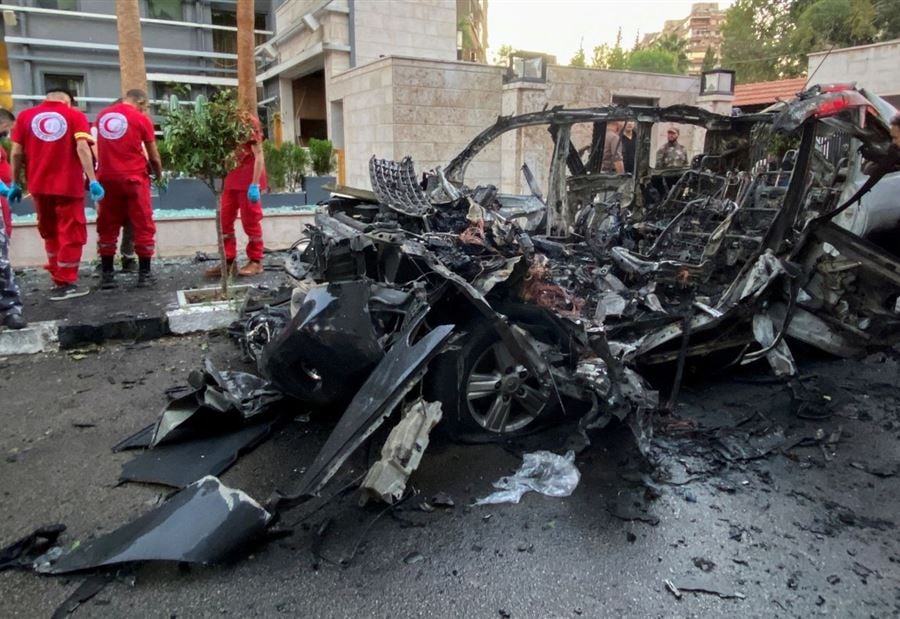 المرصد السوري يكشف هوية القيادي في حزب الله الذي اغتيل في المزة