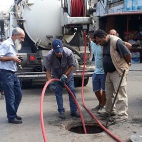 قمرالدين تابع أزمة الفيضانات في القبة