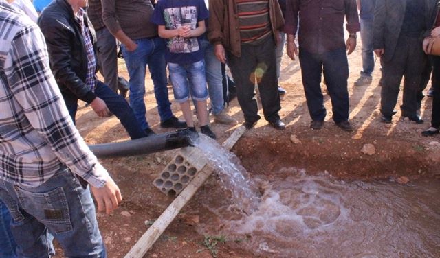 افتتاح بئر مياه في ايعات