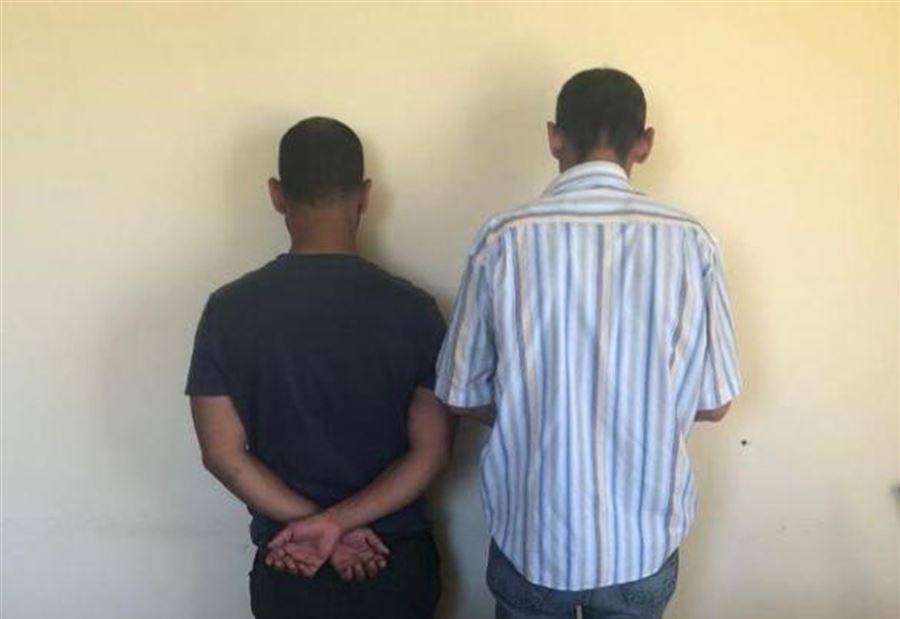بالصورة: يروّجون العملة المزيفة لدى محلات "المجوهرات" بالصورة: يروّجون العملة المزيفة لدى محلات "المجوهرات"