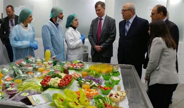 السفير البريطاني يدعم المؤسسات في زحلة! السفير البريطاني يدعم المؤسسات في زحلة!