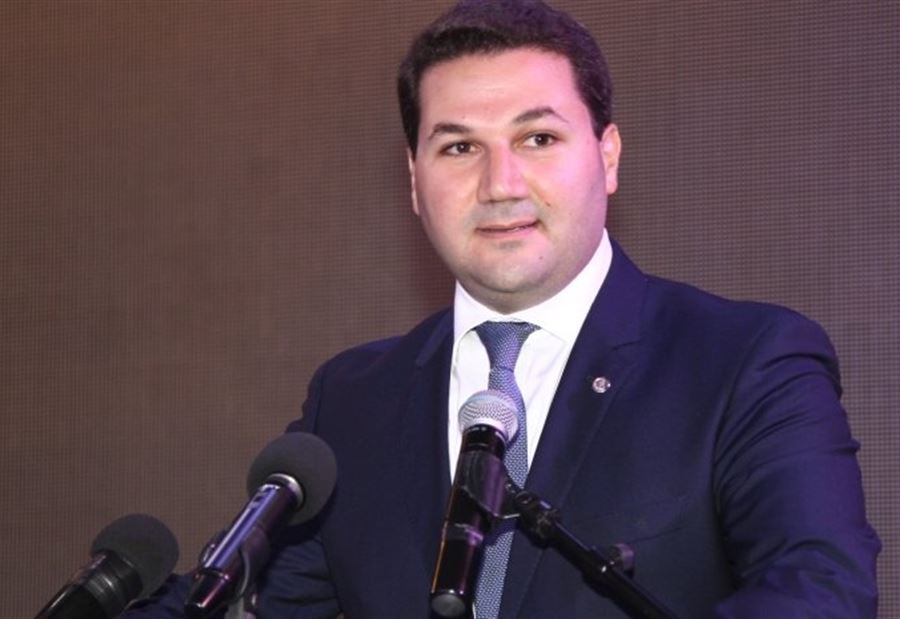 نديم الجميل: أستنكر بشدة ما يتعرض له فارس سعيد