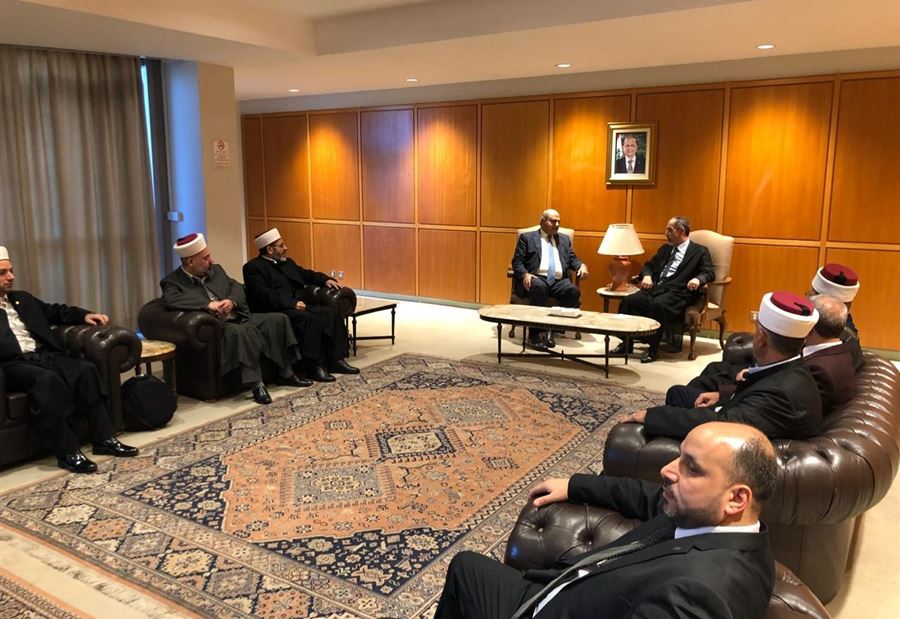 رئيس المجلس الإسلامي العلوي يغادر الى أوستراليا  رئيس المجلس الإسلامي العلوي يغادر الى أوستراليا