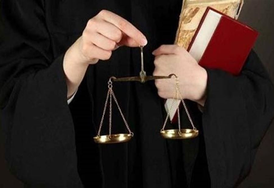 محامية تحاول قتل صحافي