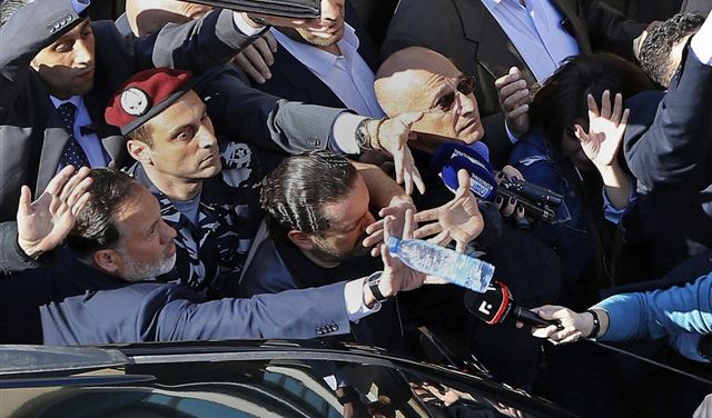 تغريدة لابو عياش تعليقا على ما حصل مع الحريري