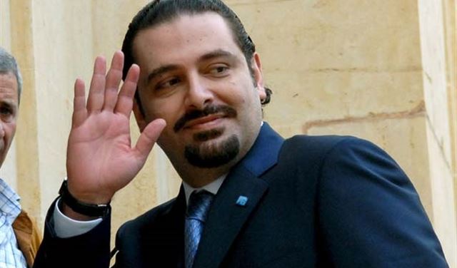 حمائم وصقور داخل 