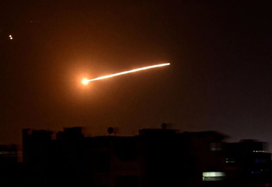 الدفاعات السورية تُحبط هجومًا جويًا إسرائيليًا