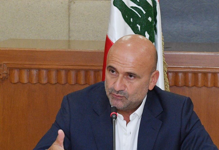 أبي رميا يُغرّد عن "جريمة" وينشر فيديو أبي رميا يُغرّد عن "جريمة" وينشر فيديو