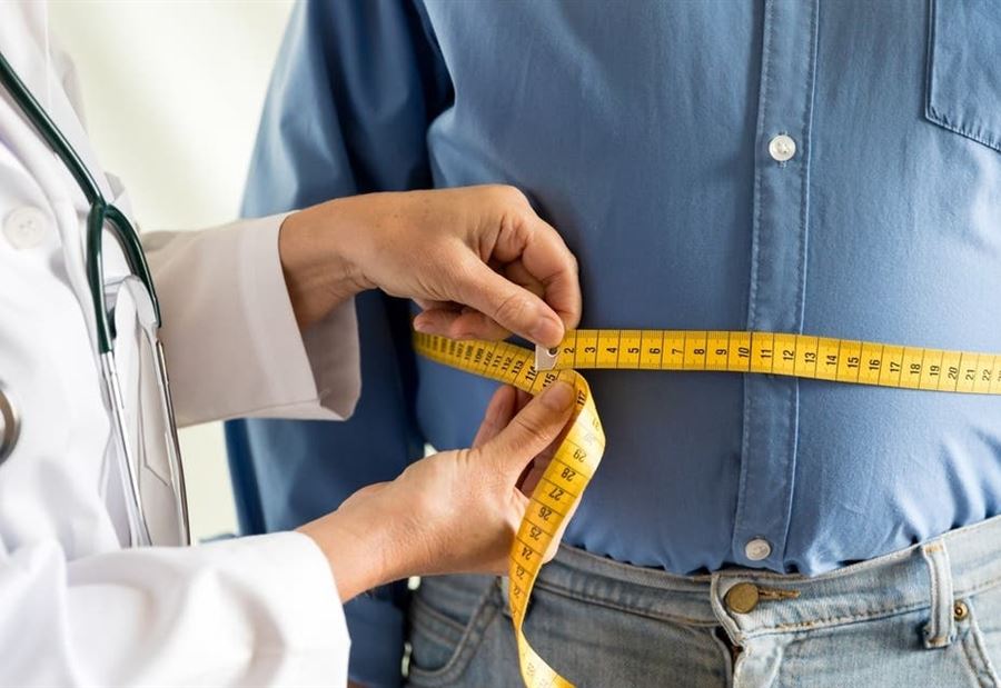 باحثون يفسرون سرّ صعوبة التخلص من دهون البطن!