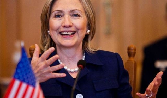 99% من السود يفضلون كلينتون