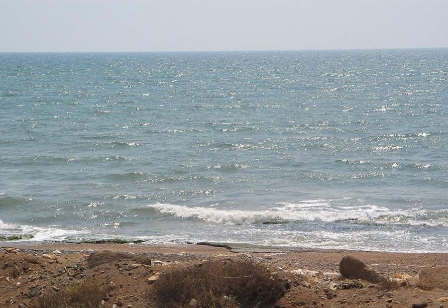 مركب"رنا" غَرِق.. خسارةٌ بـ4 ملايين أفقَدتهُ لُقمة عيشهِ