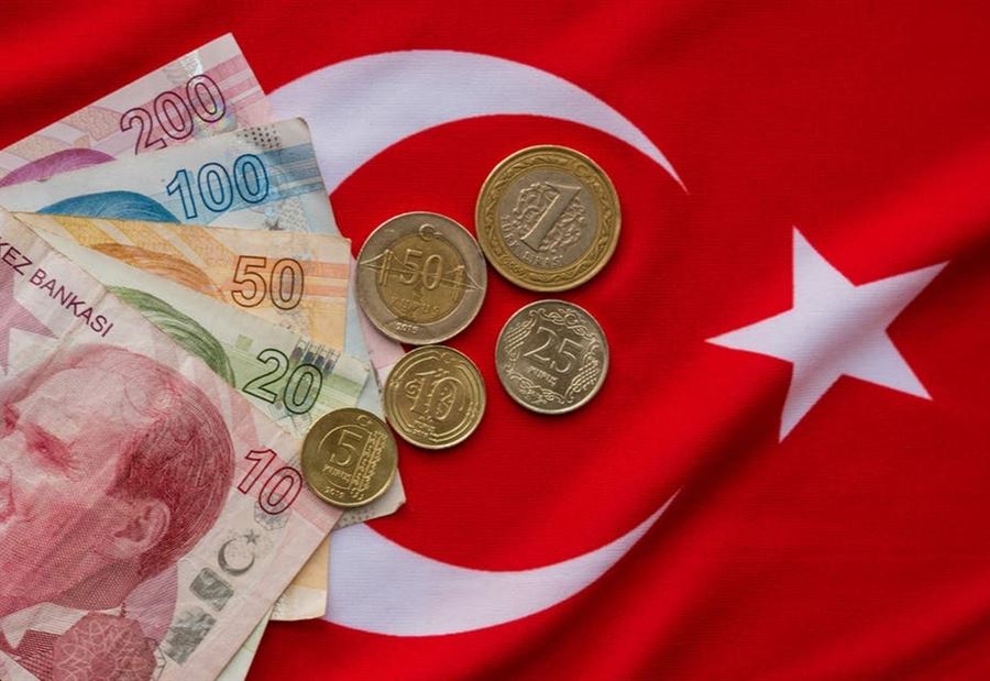 الليرة التركية قرب أدنى مستوياتها على الإطلاق