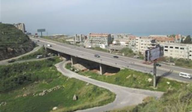 3 ضباط جرحى على جسر البالما