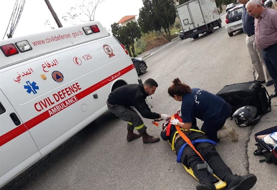 بالصور: جريح اثر حادث سير في ادما