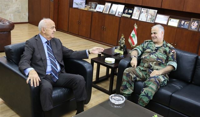 مقبل بحث وقهوجي في العملية النوعية للجيش في عين الحلوة