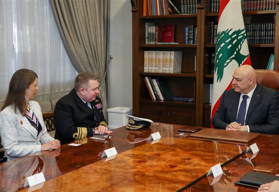 بريطانيا تتعهّد باستكمال بناء أبراج المراقبة على الحدود