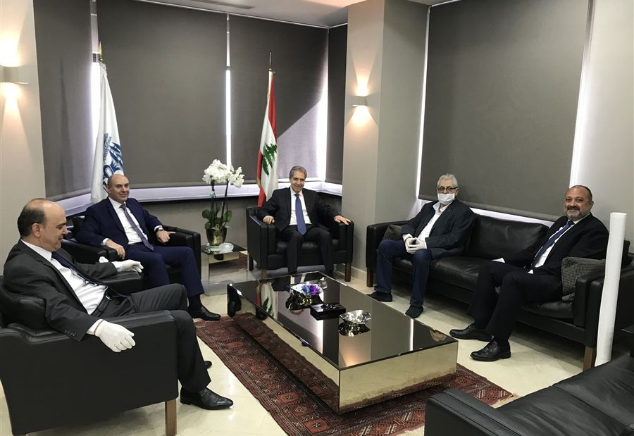 اجتماعٌ في "المالية" بشأن كشف ومسح  أملاك الدولة