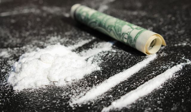 توقيف أبن شقيق الوزير بقضية مخدرات 