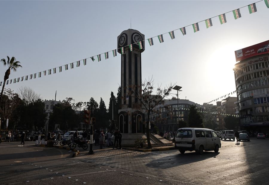 "كل ساعة تُكتَشفْ مجزرة جديدة في الساحل"! "كل ساعة تُكتَشفْ مجزرة جديدة في الساحل"!