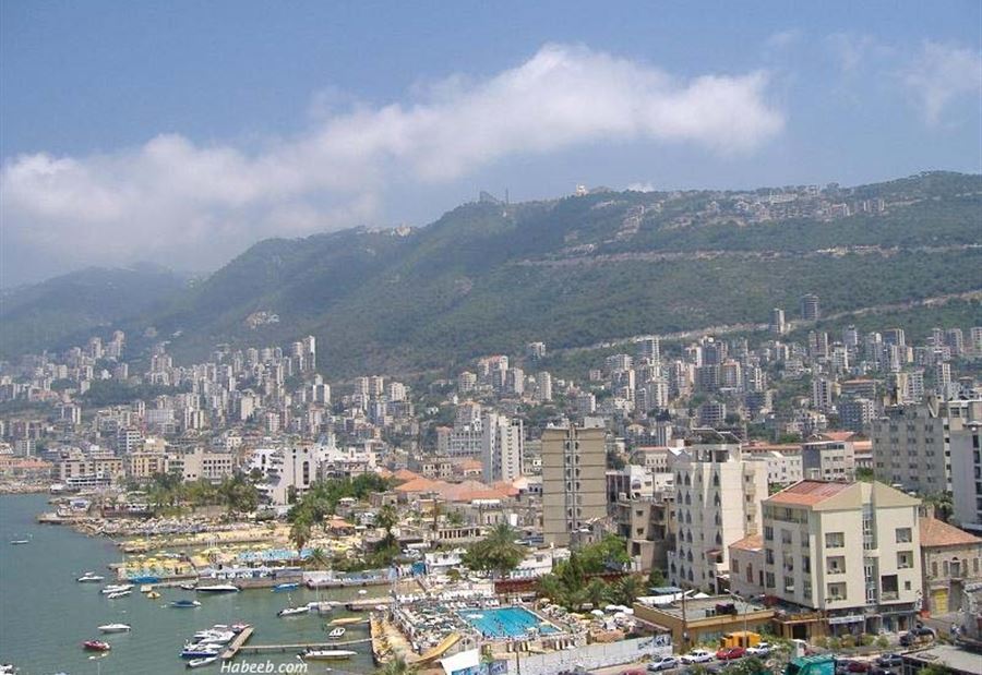 سقوط عامل عن سطح مبنى في جونية