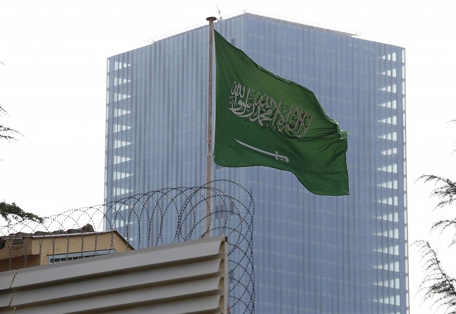 على السعودية الإعتذار أولاً