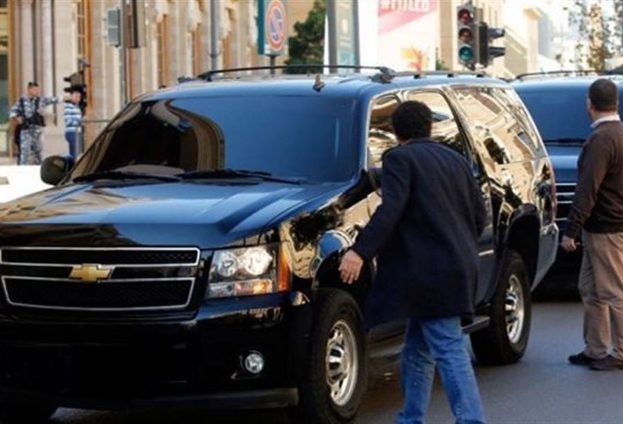 وزير يشتري مليون دولار نقدًا!