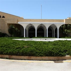 تفعيل العمل الحكومي يؤشر إلى فراغ رئاسي طويل
