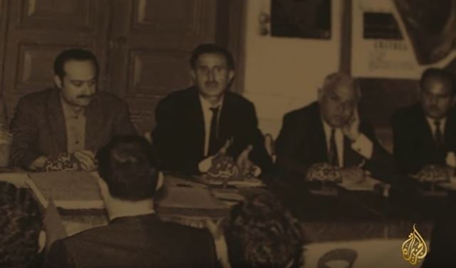 جنبلاط يستعين بقناة "الجزيرة"