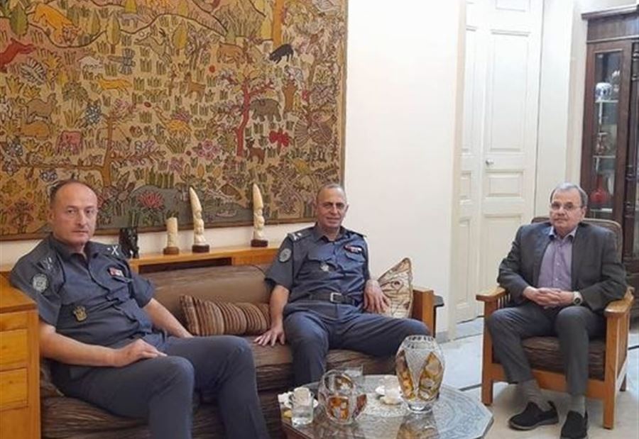 العميد الأيوبي بضيافة البزري 