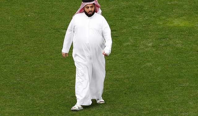 سجال "تويتري" بين تركي آل الشيخ والاتحاد الأوروبي لكرة القدم