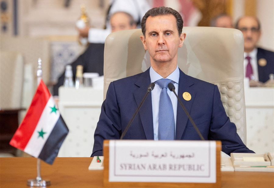 أكثر من 250 مليون دولار... الكشف عن نقل الأسد "طنين من الأموال" لروسيا