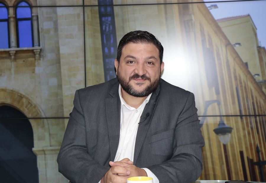 "من تهريب النفط إلى الوزارة"... نعيم يكشف تاريخ "مرشح الثنائي"!