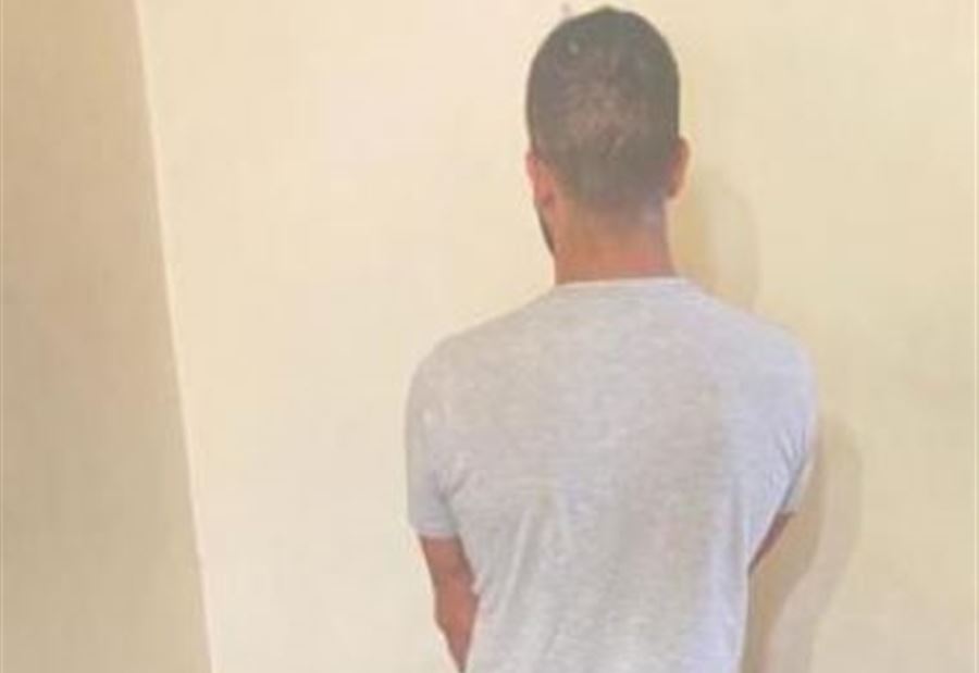  يؤوي المطلوبين في منزله ويشاركهم في عمليات السرقة!