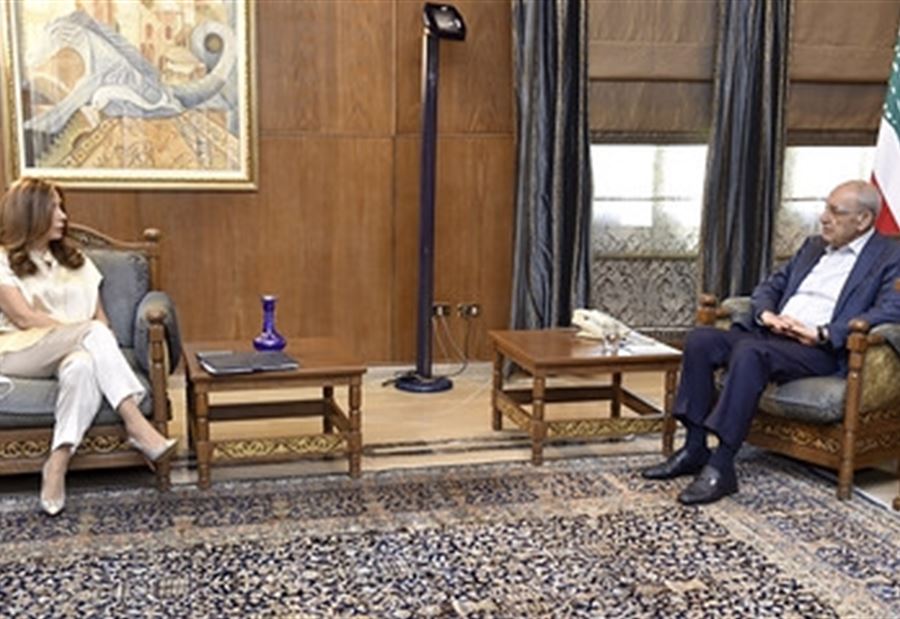 معاناة الطلاب اللبنانيين في الخارجِ بين برِّي وعكر معاناة الطلاب اللبنانيين في الخارجِ بين برِّي وعكر