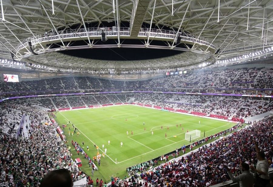 "الفيفا" تفرض عقوبات على منتخب بسبب مشجعيه!