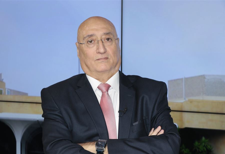 "خوفًا من انفجار القنبلة المالية بيد الشيعة"... جوزيف أبو فاضل: التمديد لسلامة "خيار جديّ"