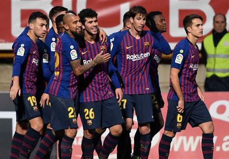 برشلونة يعبر ليونيسا "المتواضع" بصعوبة برشلونة يعبر ليونيسا "المتواضع" بصعوبة