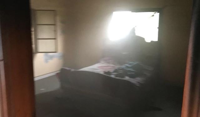 بالصور.. حريق داخل شقة في مجدل زون