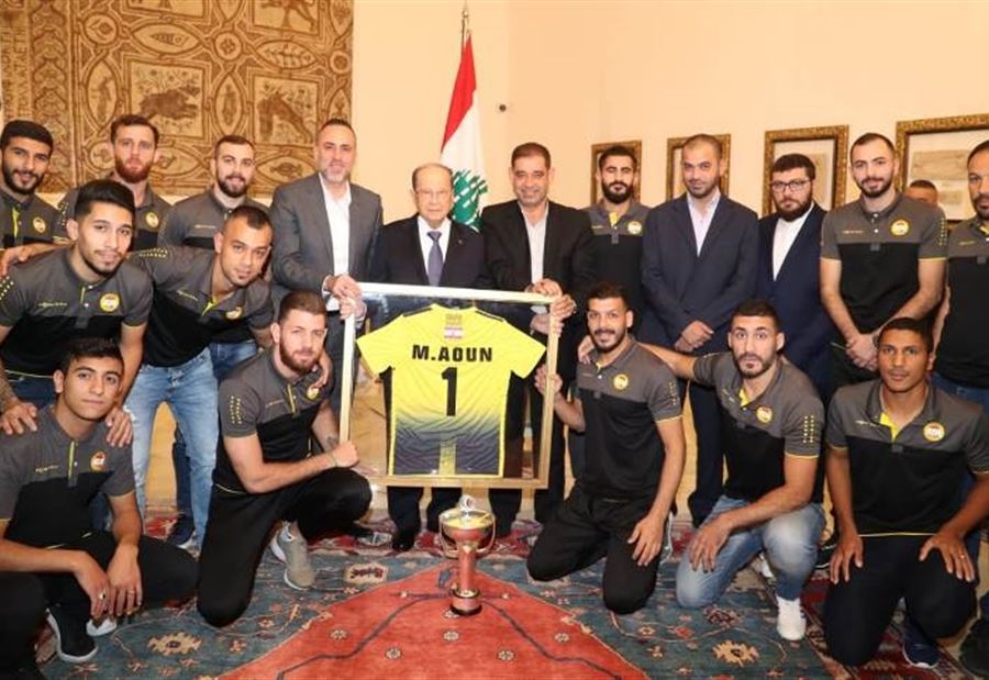 الرئيس عون يهنّئ "العهد"