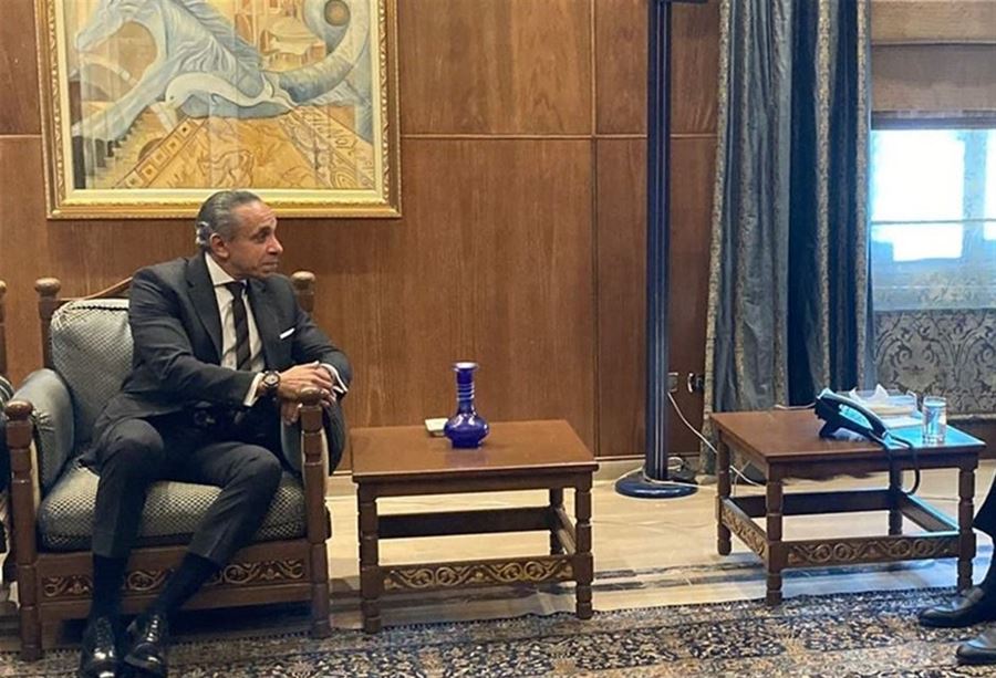 السفير المصري يتحدّث عن سبب تأجيل اجتماع اللجنة الخماسية