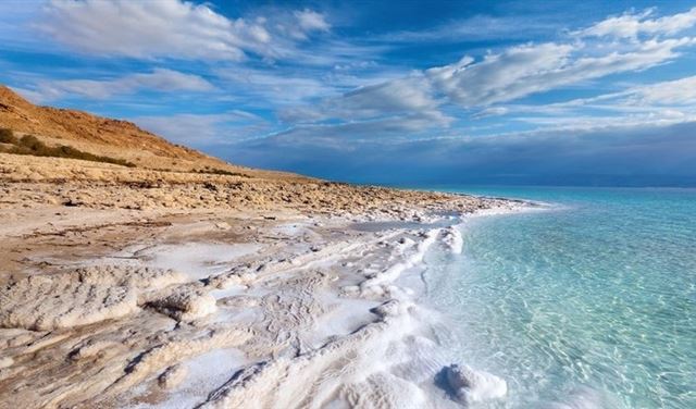 اكتشاف آثار كارثة قديمة في البحر الميت