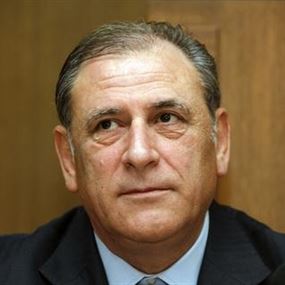 الجراح: هل نعطل التشريع؟
