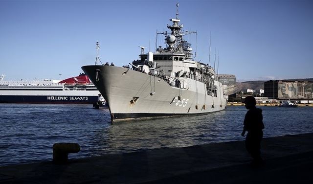 مواجهة قصيرة بين بوارج يونانية وتركية في بحر إيجه مواجهة قصيرة بين بوارج يونانية وتركية في بحر إيجه